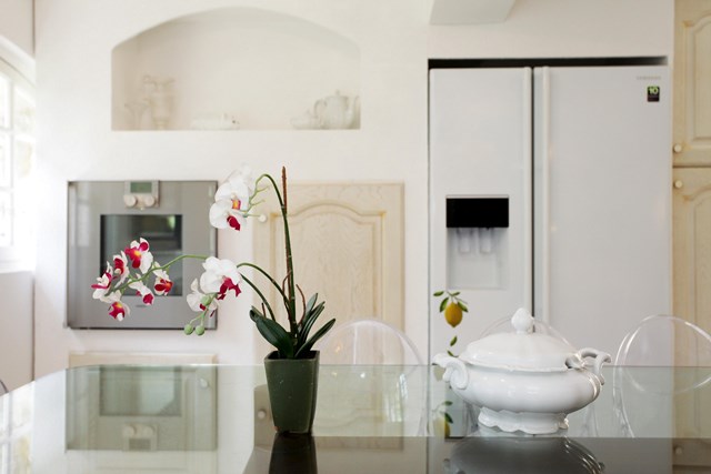 http://Lounge/Kitchen/dinning%20area