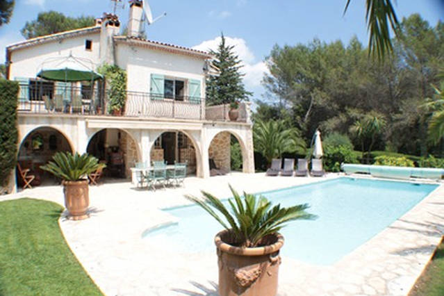 http://South%20facing%20Villa%20view